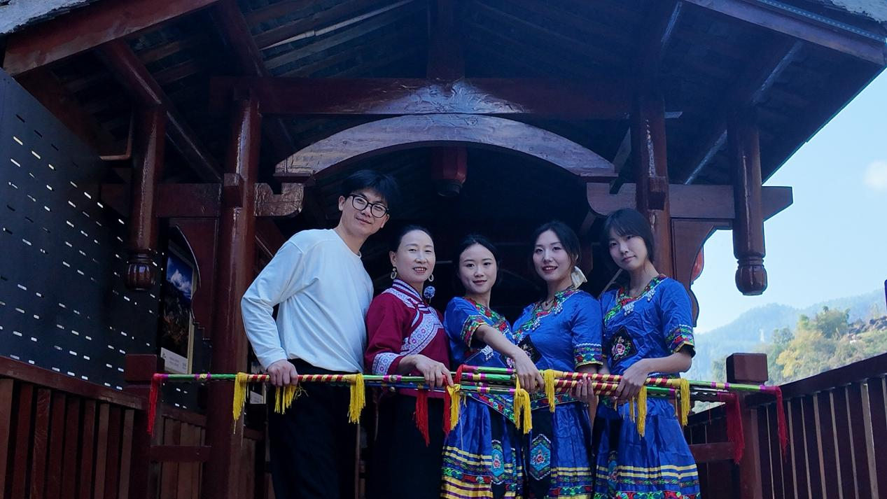 师范学院赴渡口土家族乡开展钱棍舞专项调研